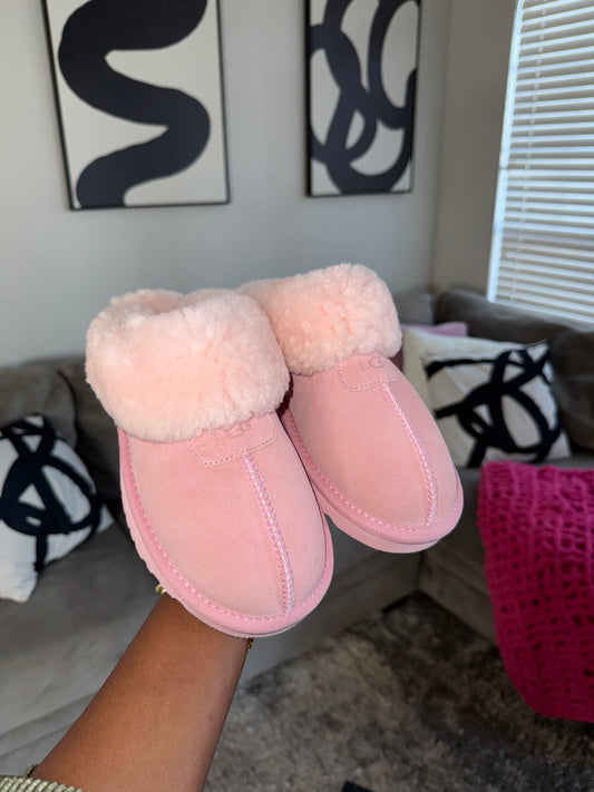 Light Pink Fur - Slides